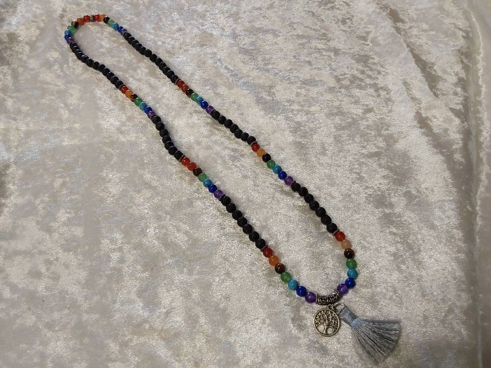 COLLIER PIERRE 7 CHAKRAS