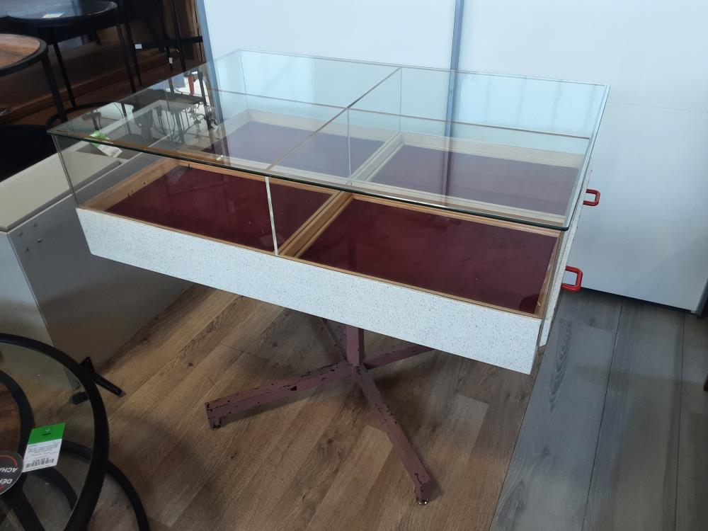 PRÉSENTOIR VITRINE 4 TIROIRS