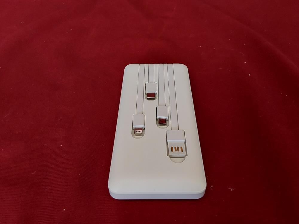 BATTERIE CHARGEUR PORTABLE 