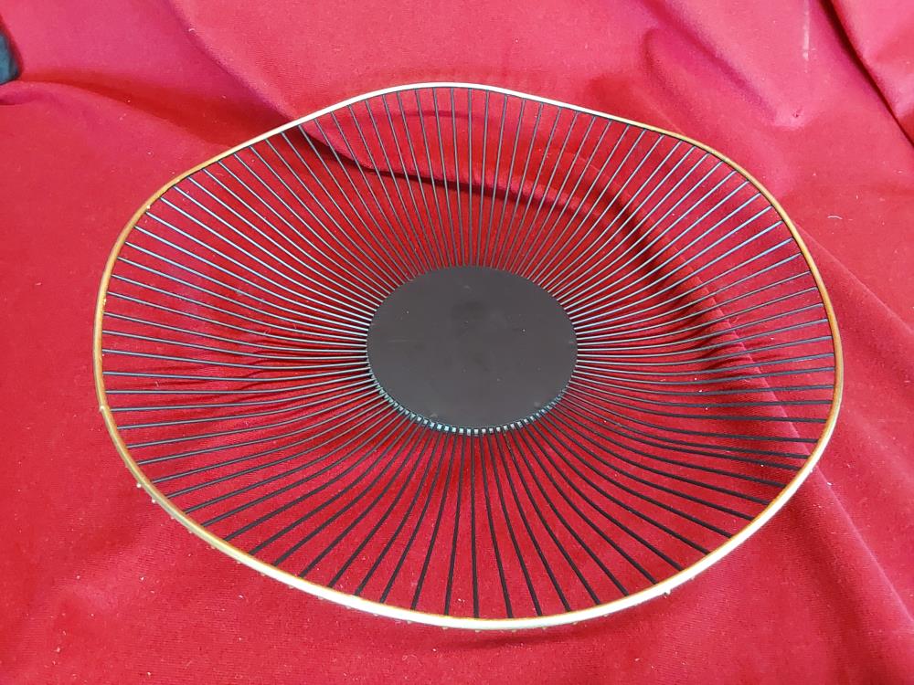 PANIER A FRUITS METAL NOIR ET DORÉ DIAMETRE 39CM