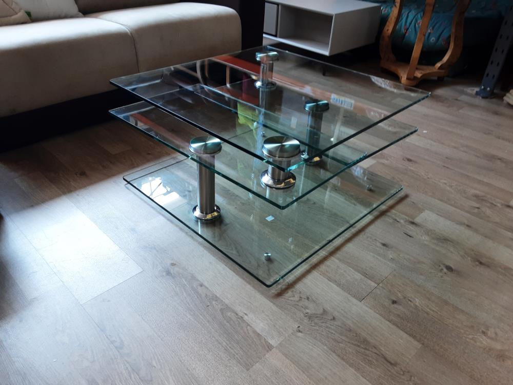 TABLE BASSE CARRE EN VERRE 3 PLATEAUX PIVOTANT PIEDS METAL