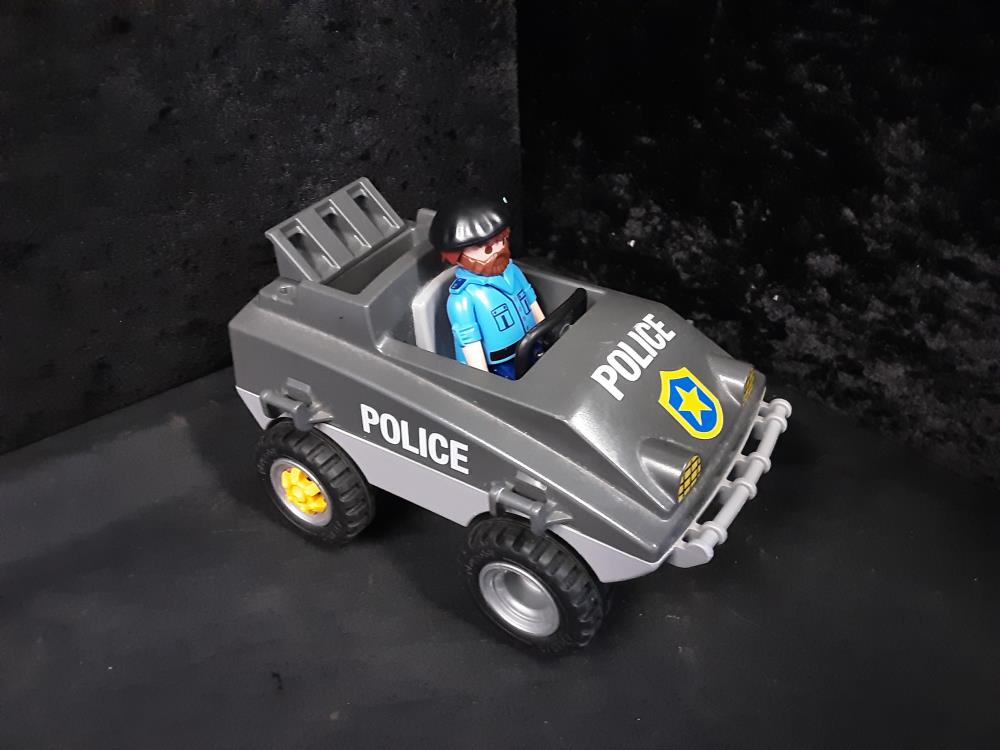 VEHICULE SWAT DE POILCE PLAYMOBIL