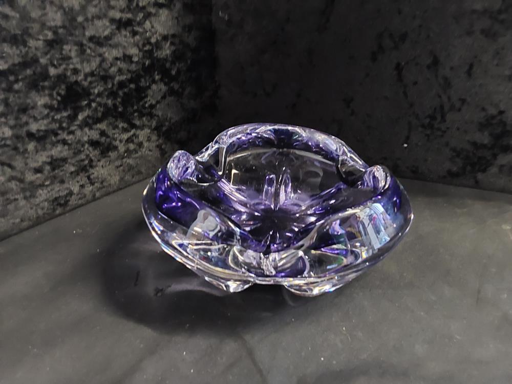 CENDRIER EN CRISTAL VIOLET