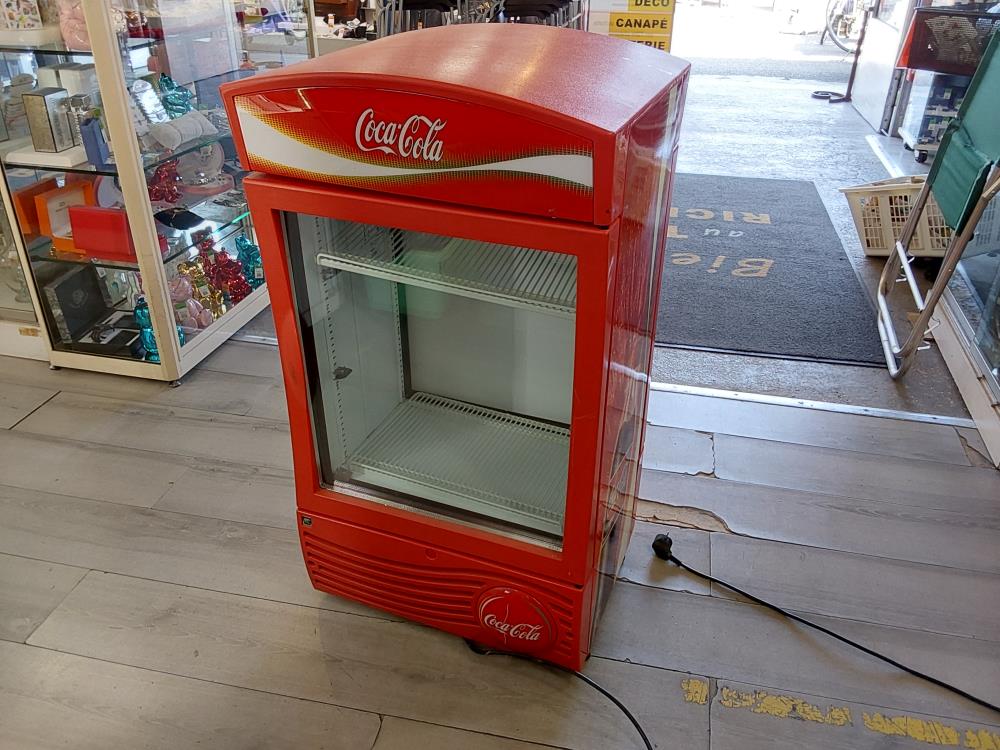 FRIGO COCA COLA OUVERTURE AVANT ET ARRIERE