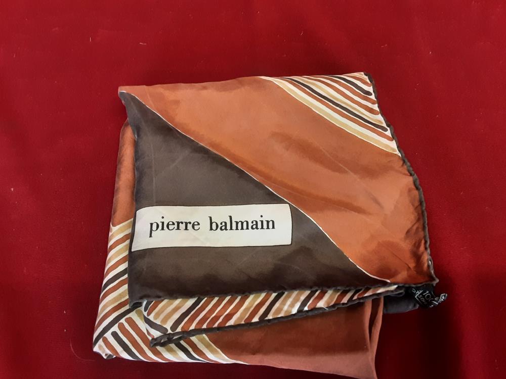FOULARD PIERRE BALMAIN 