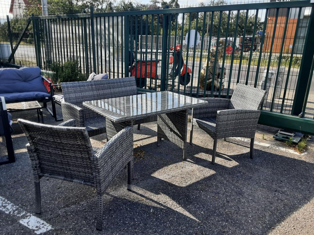 SALON DE JARDIN CANAPE 2 FAUTEUILS 1 TABLE 