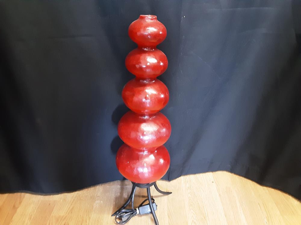 LAMPE DE SALON DECORATION ROUGE