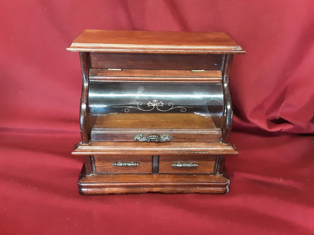 BOITE A BIJOUX EN BOIS