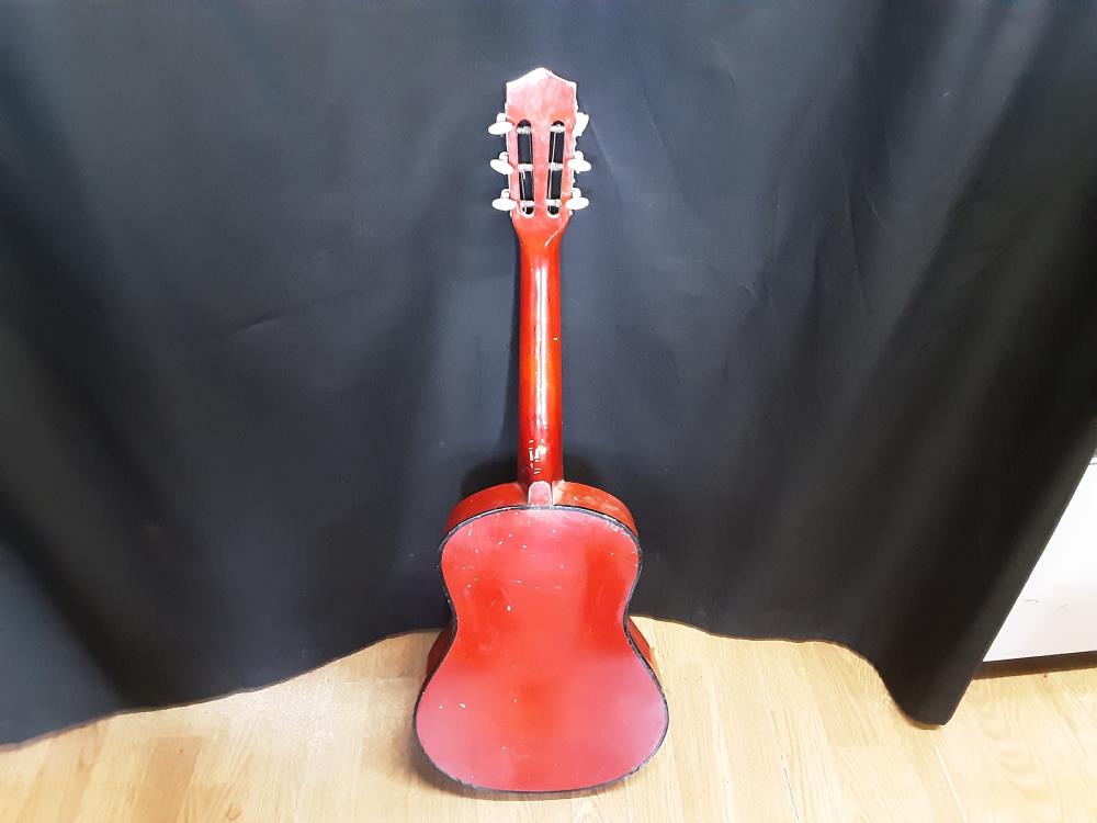 GUITARE ENFANT BEIGE ET BRUN