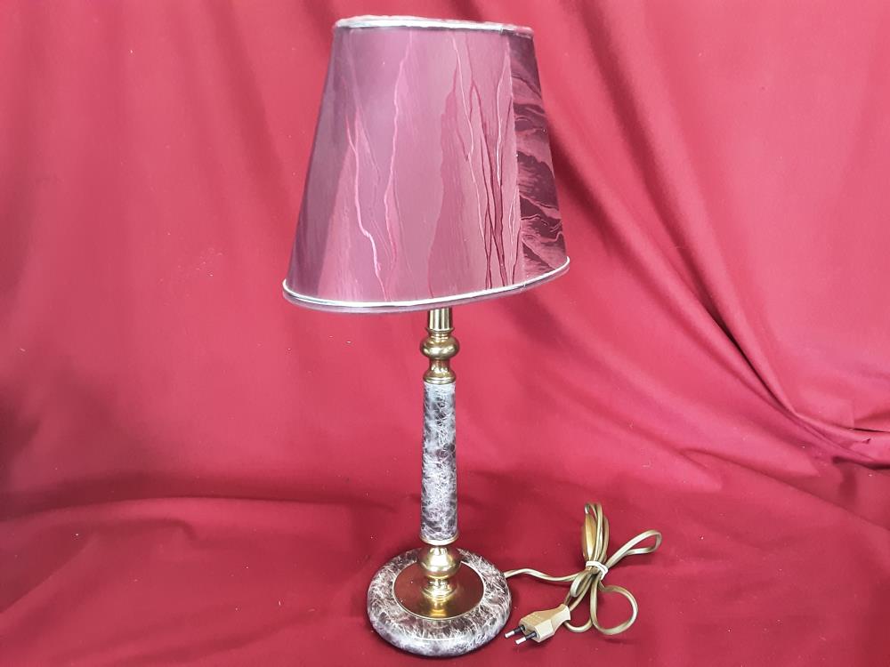 LAMPE PIED EN MARBRE 