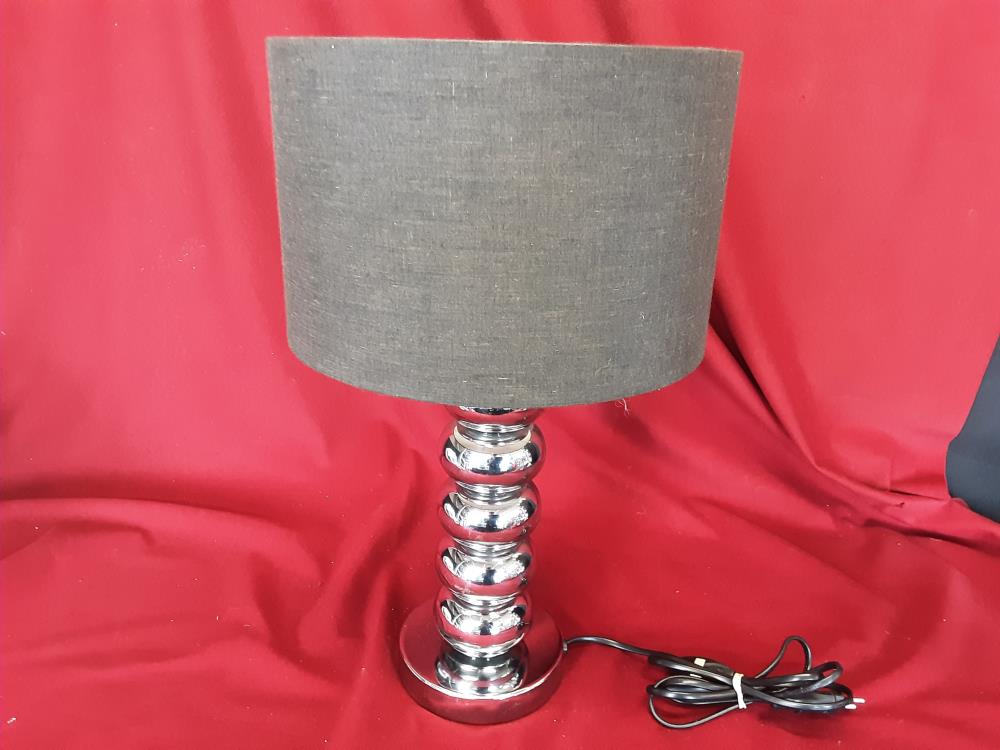 LAMPE DE SALON PIED CHROMÉ ABAT JOUR NOIR