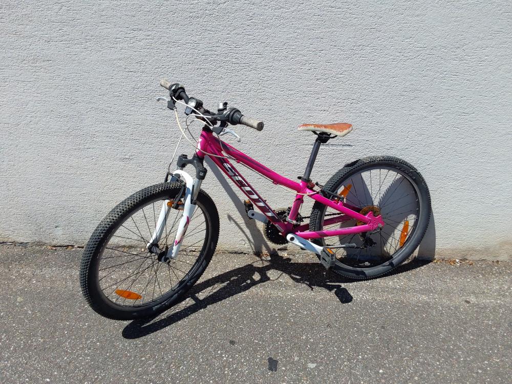 VELO SCOTT ROSE 24 POUCES 