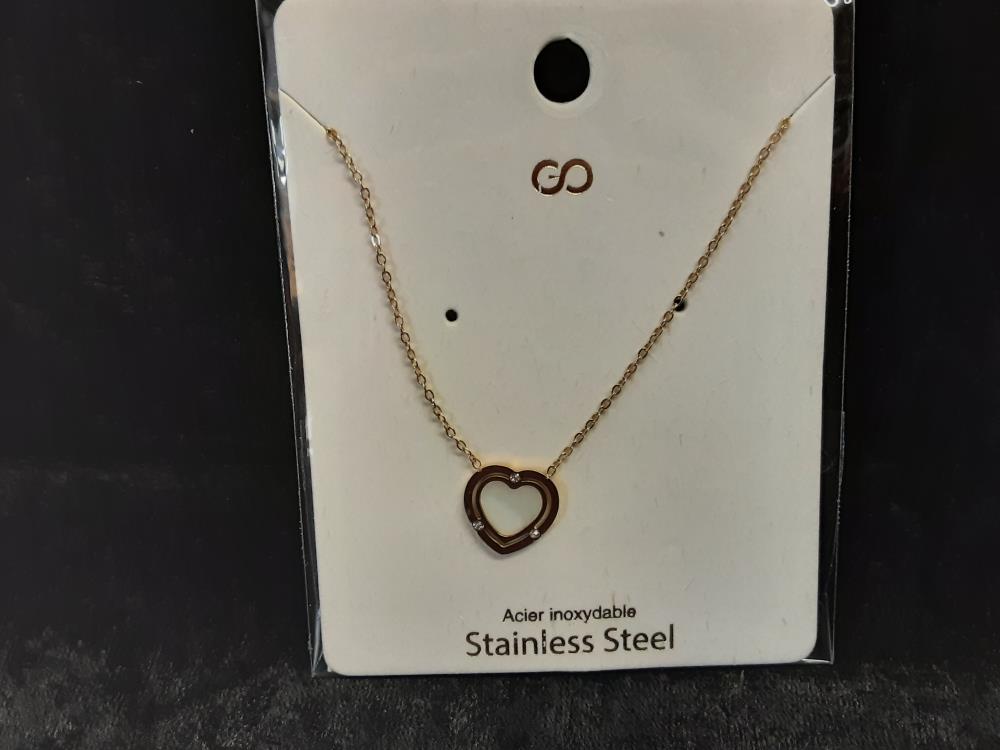 COLLIER COEUR DORE ACIER INOXYDABLE ( 20320)