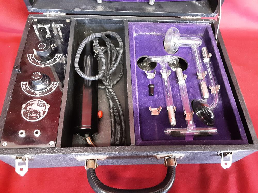COFFRET FELMA VIOLET MEDICAL ANCIEN