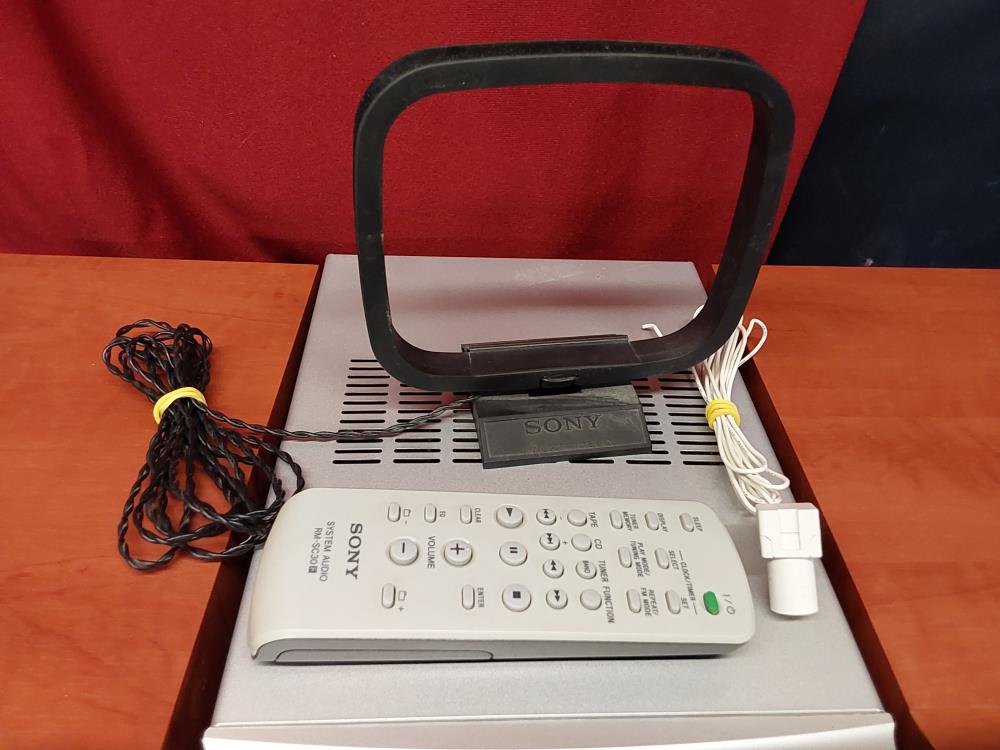 CHAINE HI-FI SONY (LECTEUR CD HS RADIO + CASSETTE OK) + TÉLÉCOMMANDE