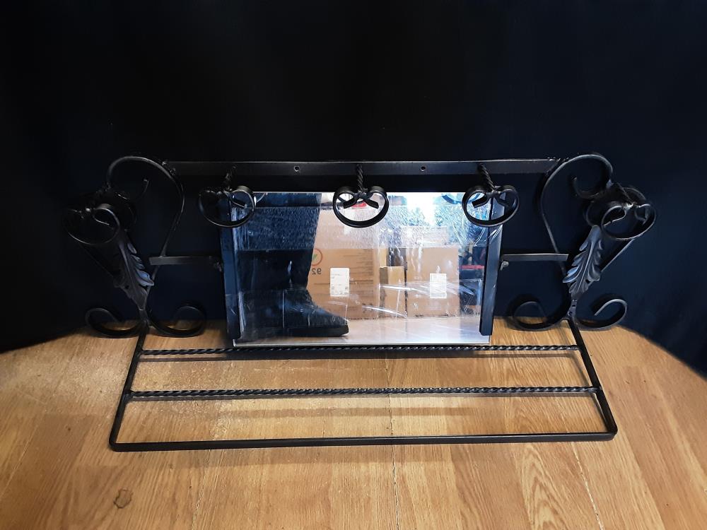 PORTE MANTEAUX MURAL  A FER FORGE AVEC MIROIR