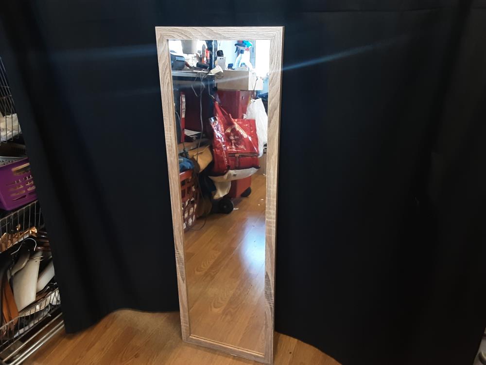 MIROIR CADRE IMITATION BOIS