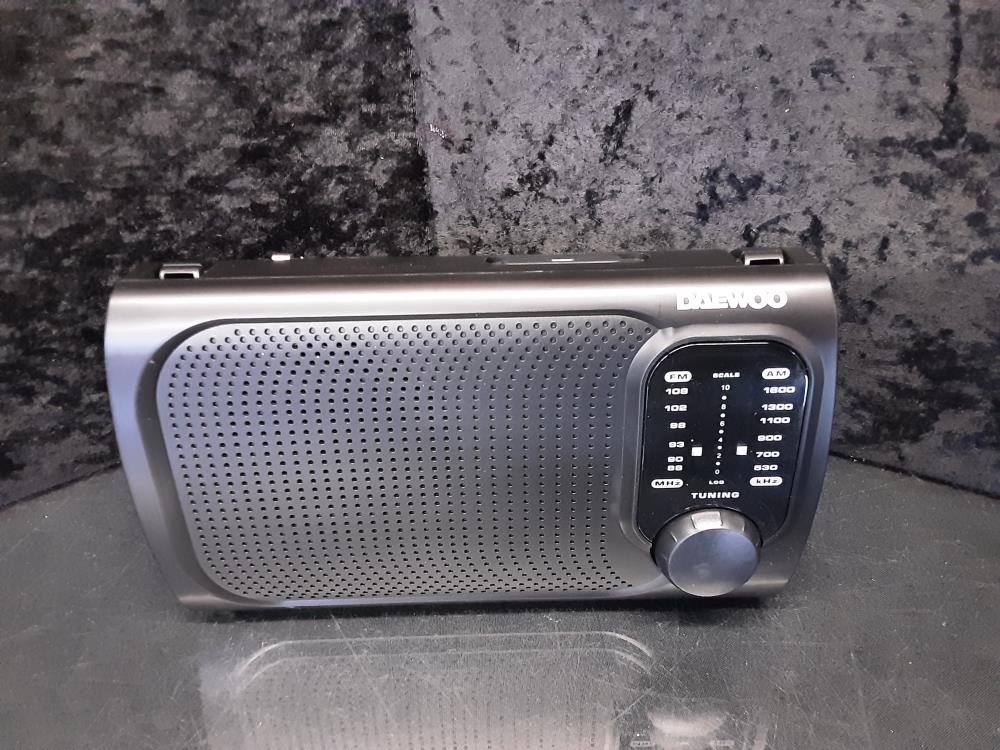 RADIO PORTATIVE DAEWOO