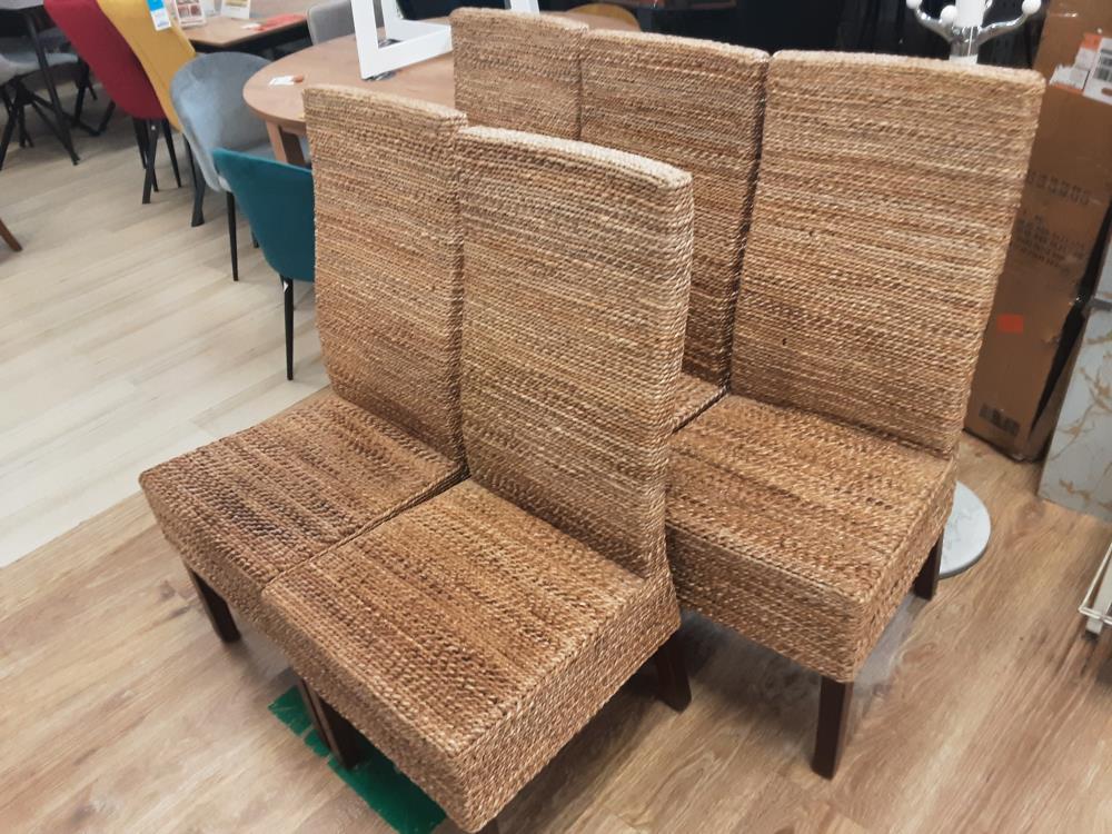 LOT DE 5 CHAISES PAILLEES 