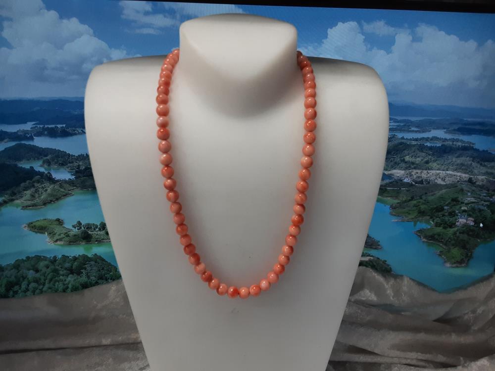 COLLIER PERLES ORANGÉES