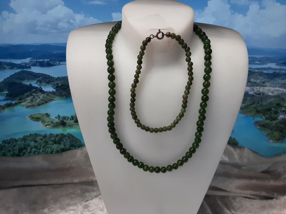 COLLIER + BRACELET PIERRES VERTES