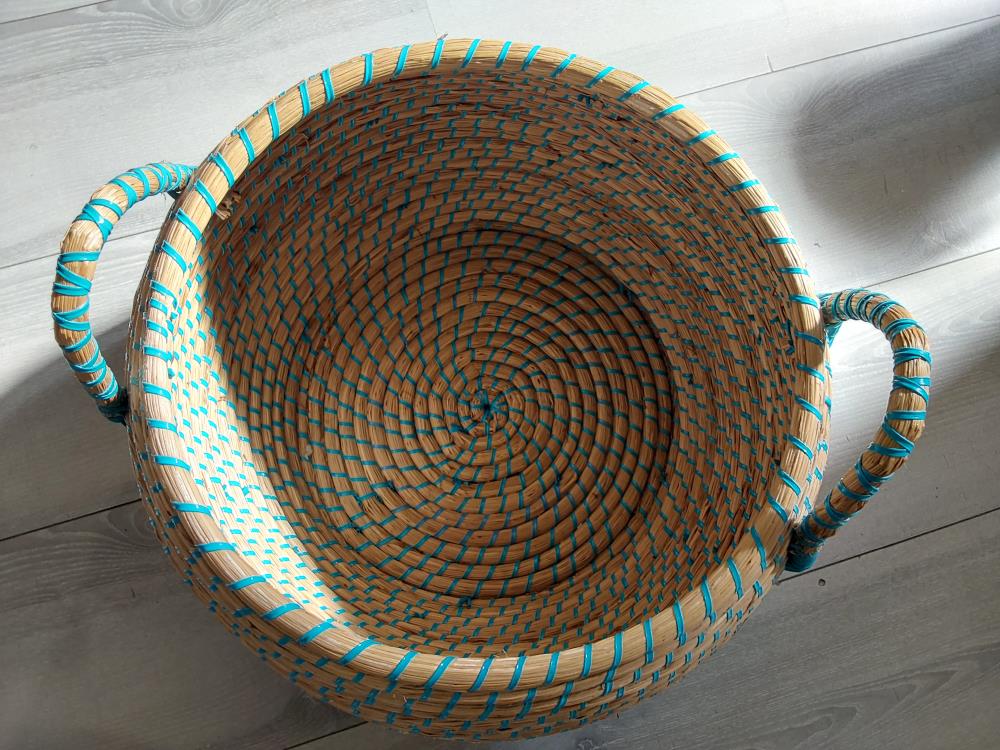 PANIER OSIER AVEC COUVERCLE