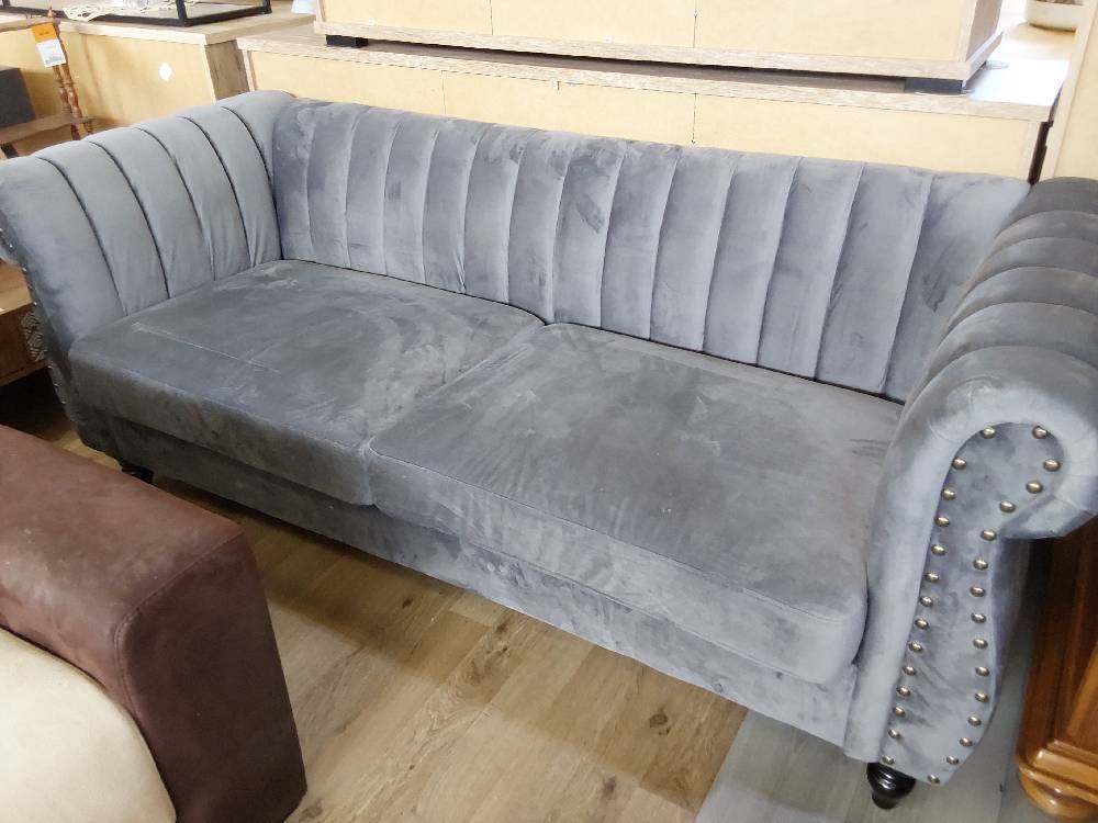 CANAPÉ 3 PLACES STYLE CHESTERFIELD VELOURS GRIS (99961) 2ÈME CHOIX