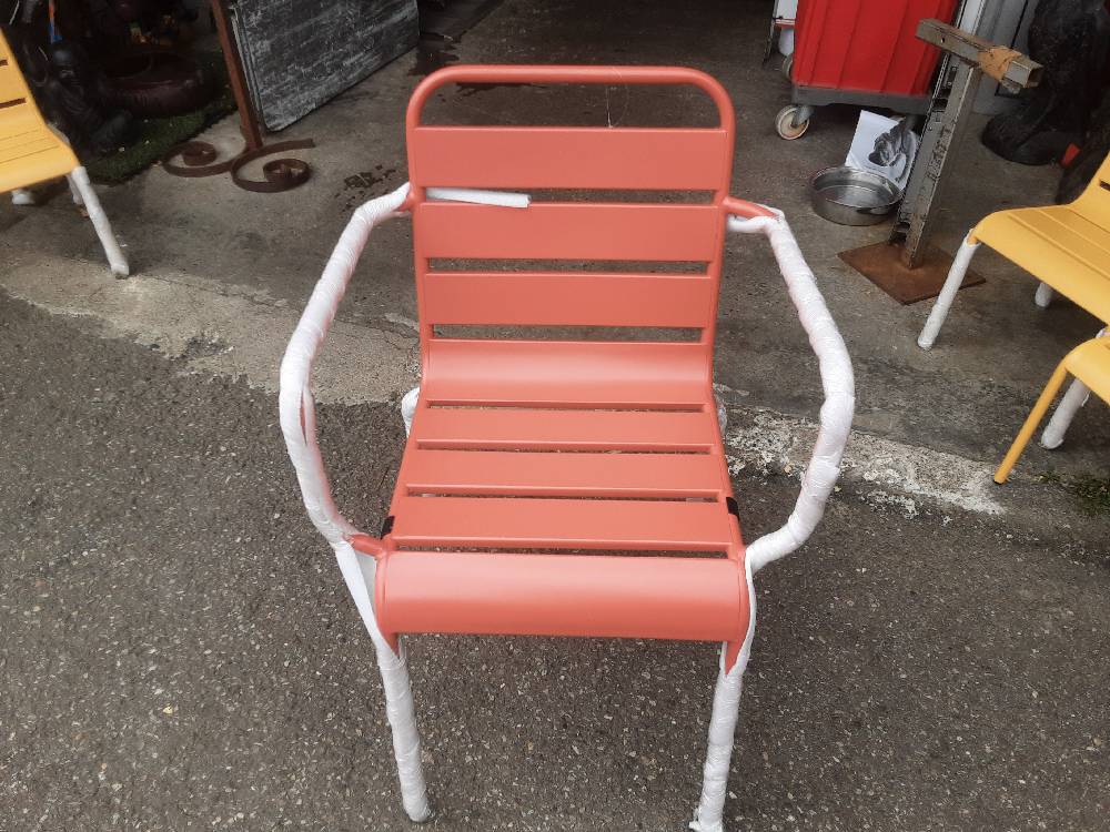 FAUTEUIL DE JARDIN EN MÉTAL TERRACOTTA (120593) 2ÈME CHOIX