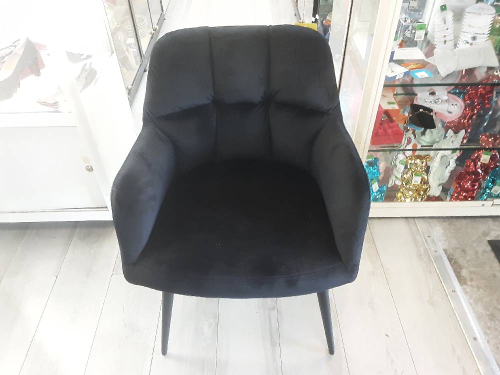FAUTEUIL VELOURS NOIR - PIEDS MÉTAL NOIR (101563) 2ÈME CHOIX