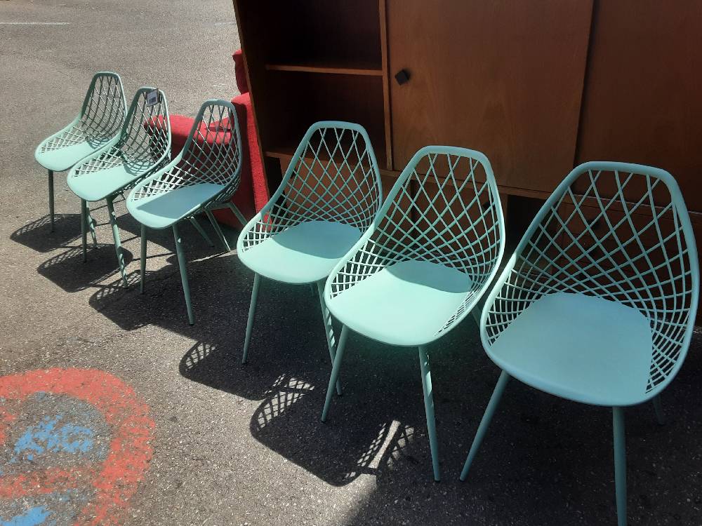 LOT DE 6 CHAISES DE JARDIN POLYPRO.VERT AMANDE (129667) 2ÈME CHOIX