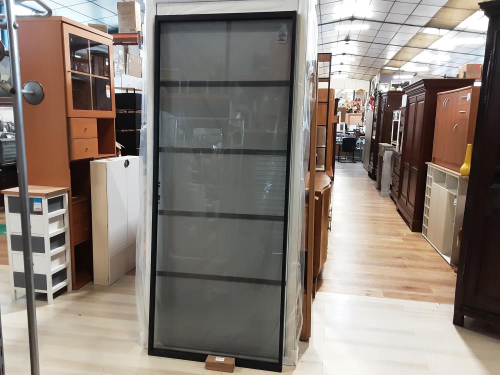 PORTE COULISSANTE EN ALU ET VERRE TREMPÉ FUMÉ 205X83CM (145167) 2ÈME CHOIX