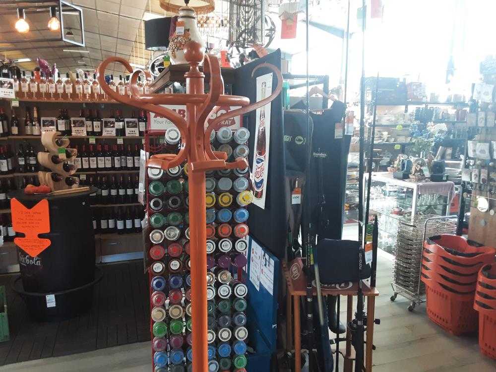 PORTE MANTEAU PERROQUET ORANGE EN BOIS