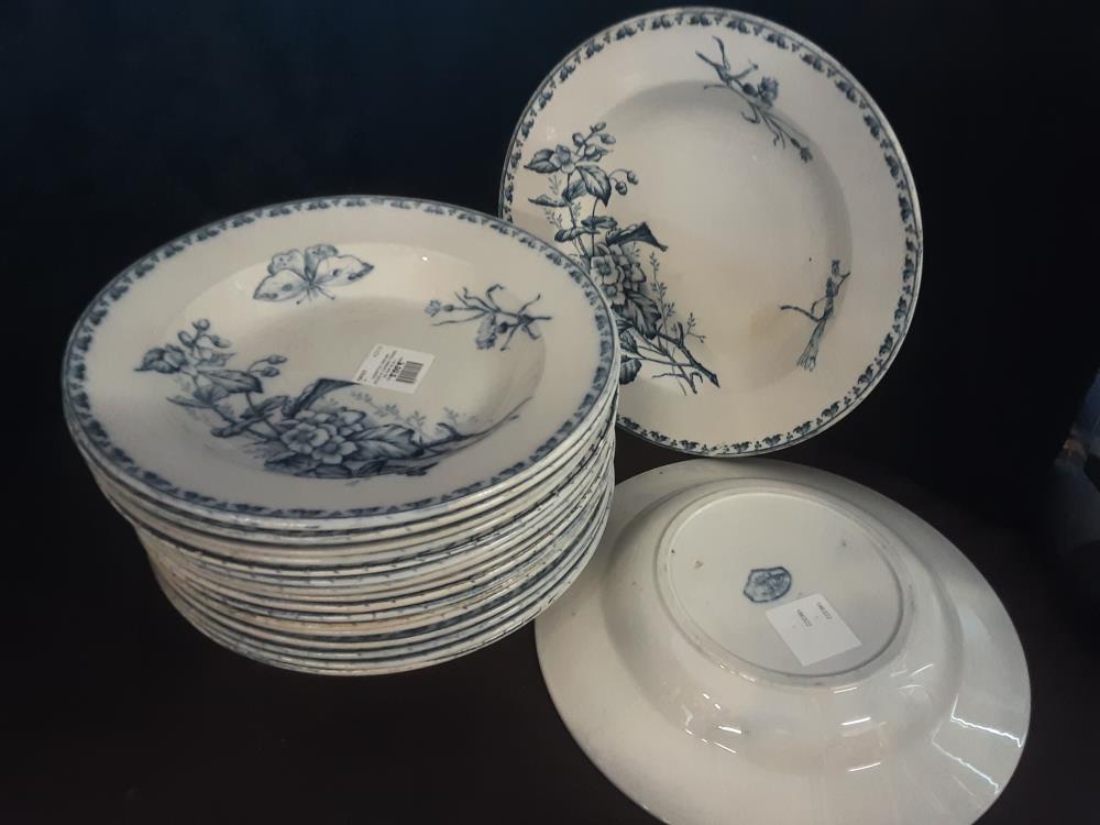 ASSIETTE CREUSE MODÈLE CARMEN TERRE DE FER BLEU - SARREGUEMINES