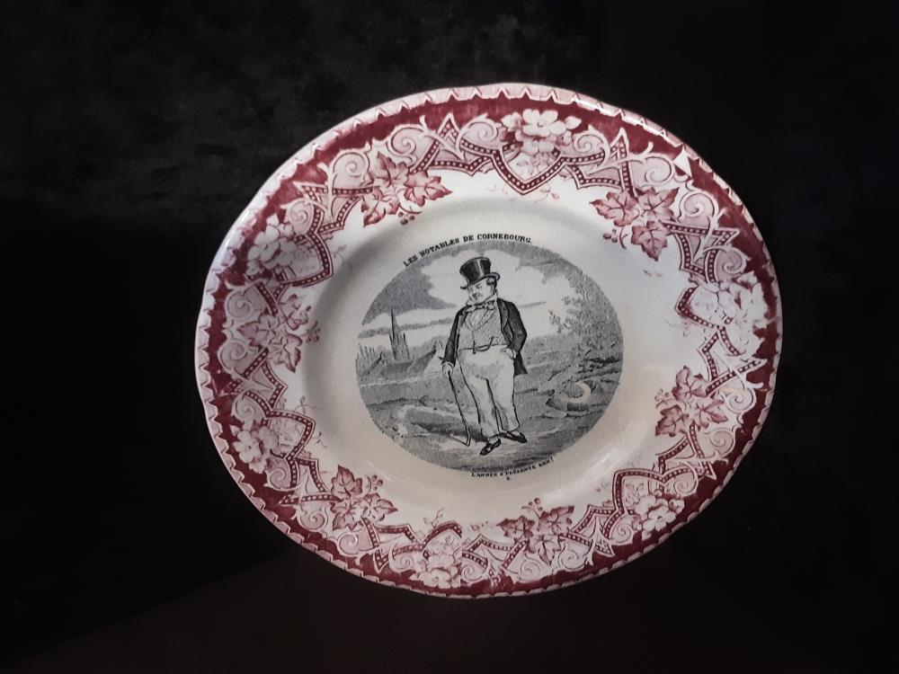 ASSIETTE ANCIENNE PM LUNEVILLE LES NOTABLES DE CORNEBOURG