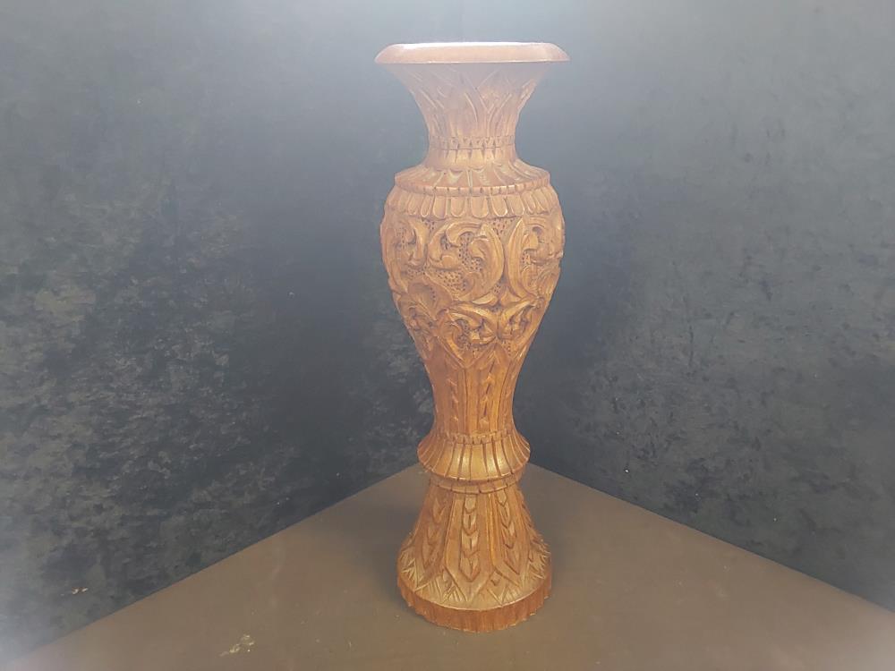 VASE BOIS TAILLÉ H39CM