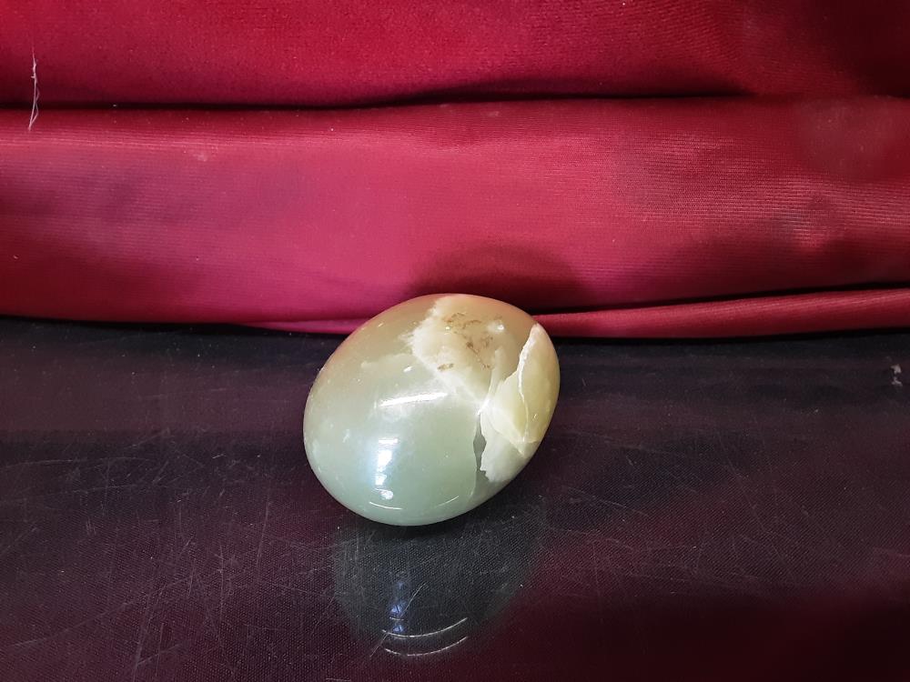 OEUF MARBRE VERT