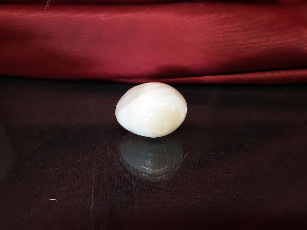 OEUF MARBRE BLANC PM