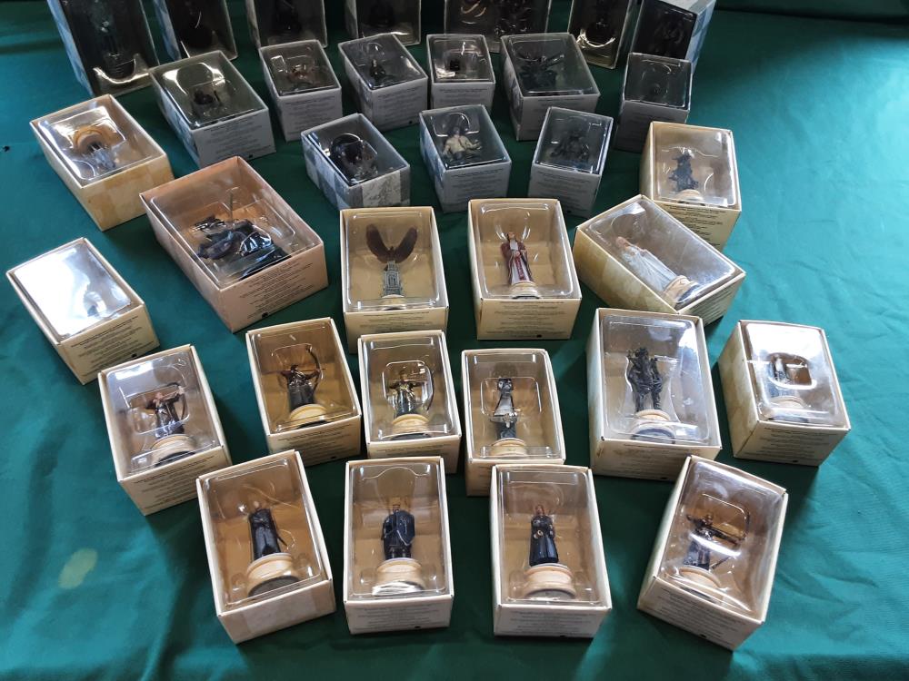 JEU D’ÉCHECS SEIGNEUR DES ANNEAUX 35 BOITES INDIVIDUELLES SANS PLATEAU