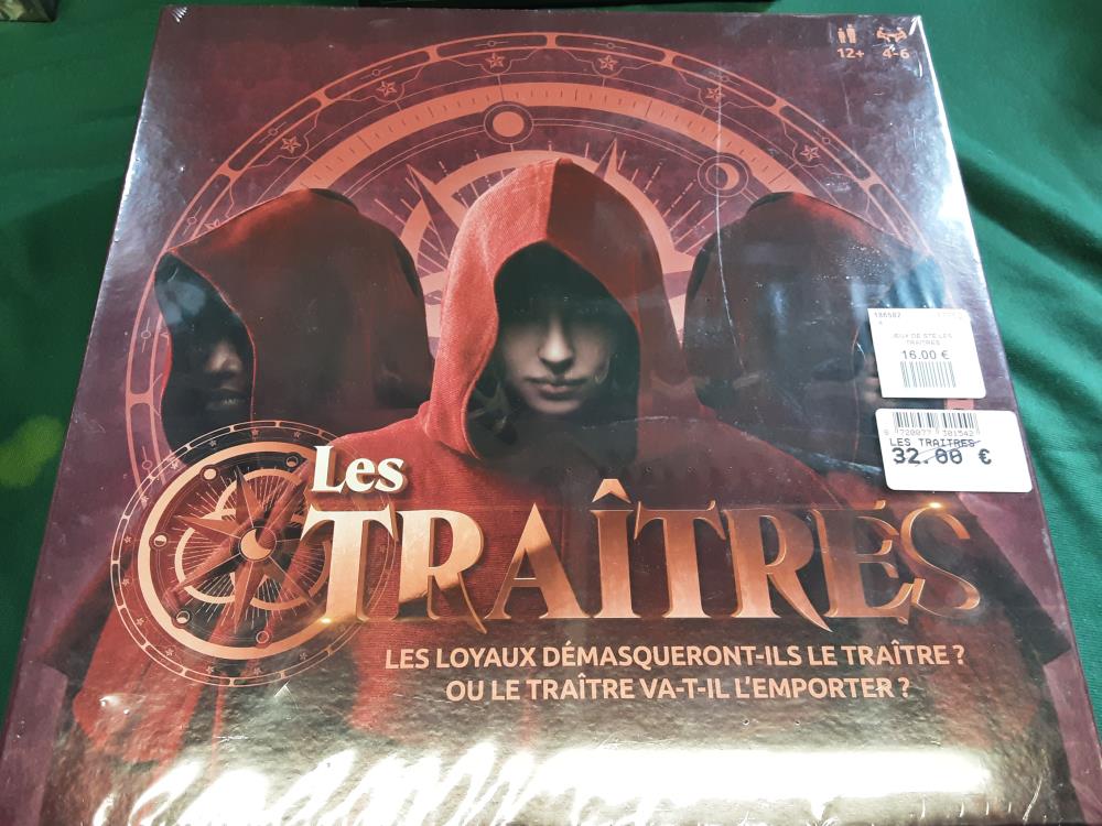 JEU DE SOCIÉTÉ LES TRAÎTRES 