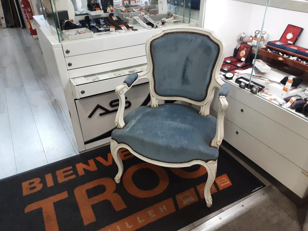 FAUTEUIL BLEU CADRE BOIS BLANC