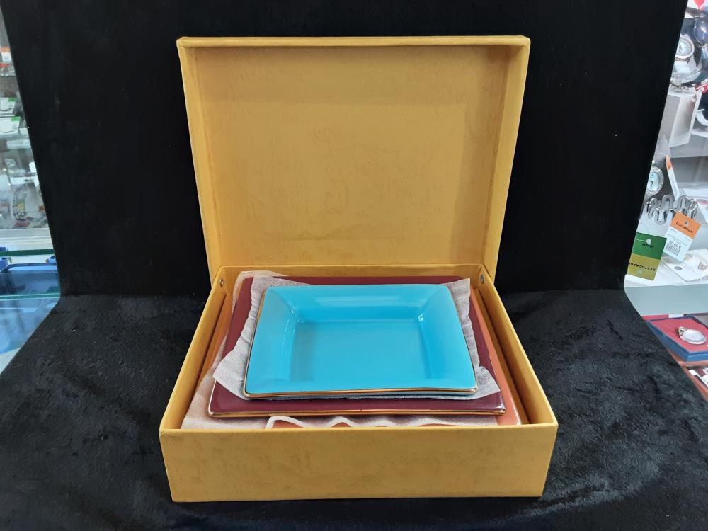 LOT DE VIDE POCHE MULTICOLORE