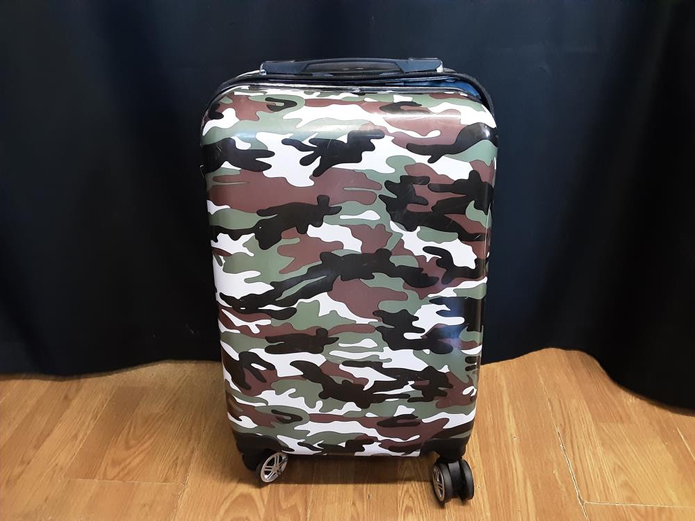 VALISE ESPRIT MILITAIRE PM