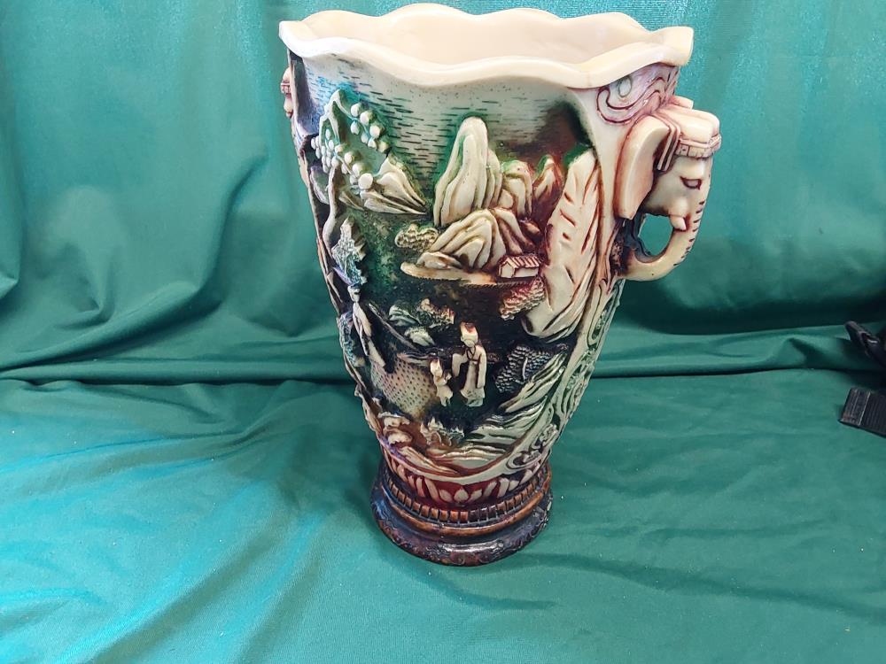 VASE EN RESINE ANSES ELEPHANTS
