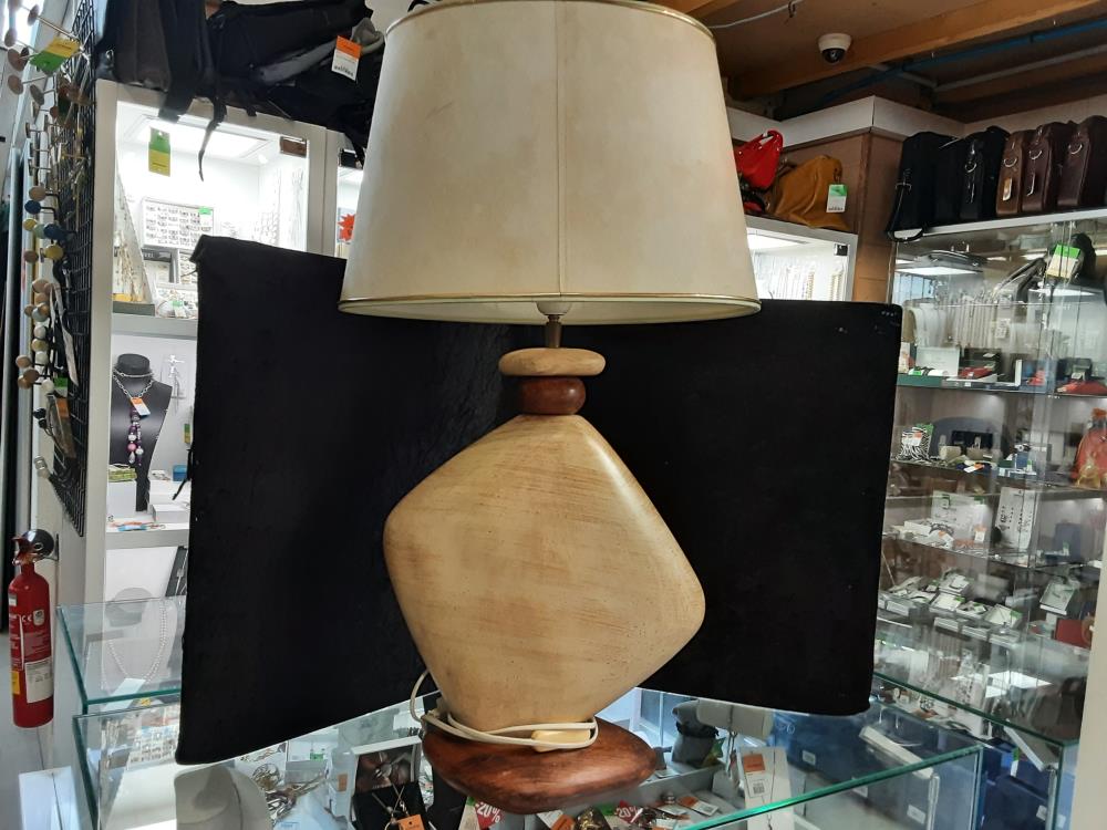 LAMPE DE SALON GALET BRUN 71 CM DE HAUT