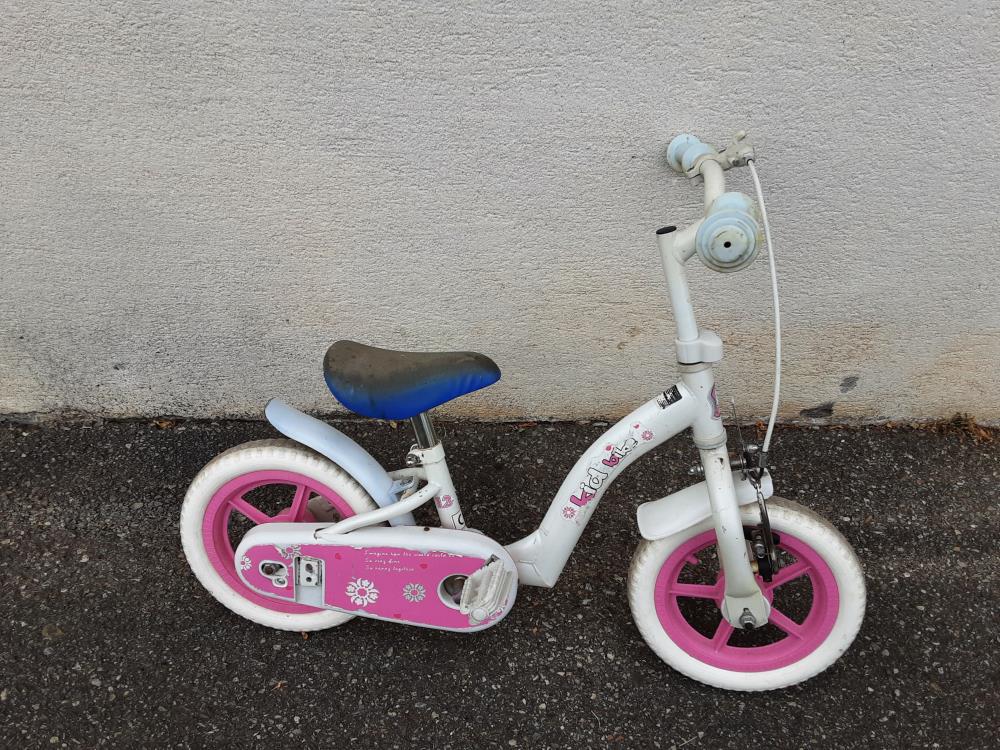 VELO ENFANT KID BIKE BLANC ET ROSE 12P