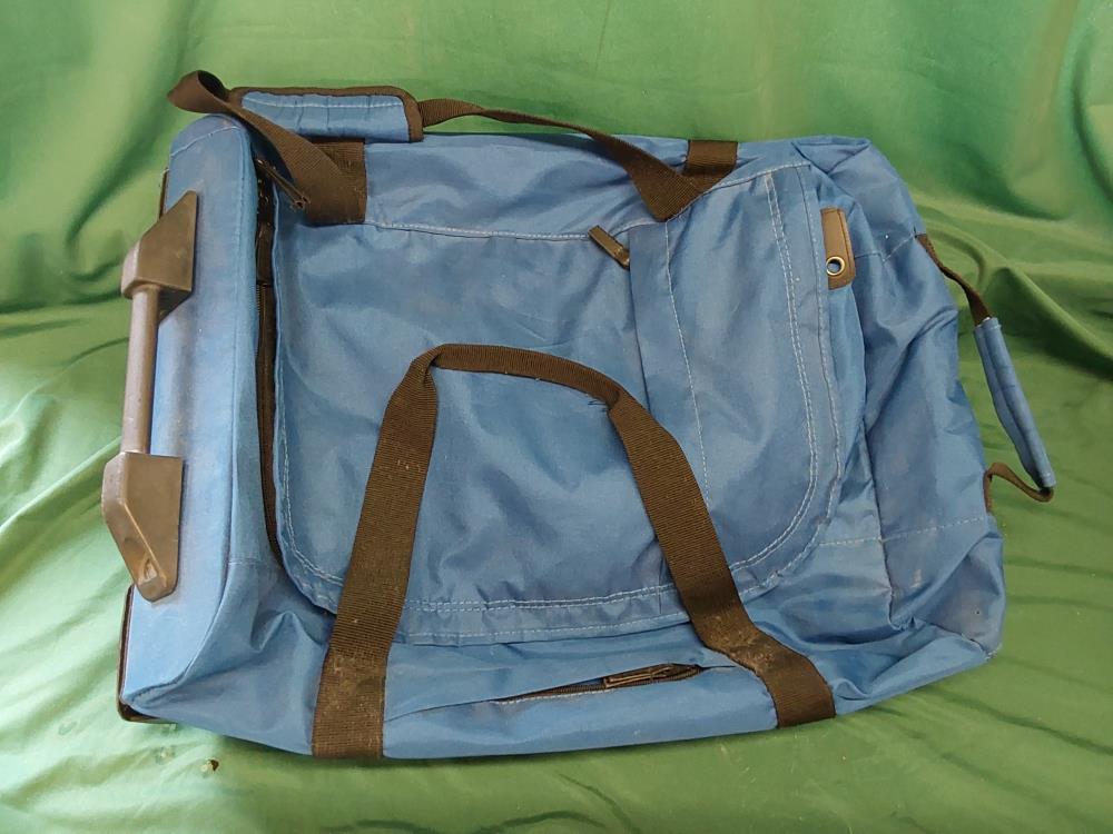 SAC A DOS VALISE AVEC ROULETTES