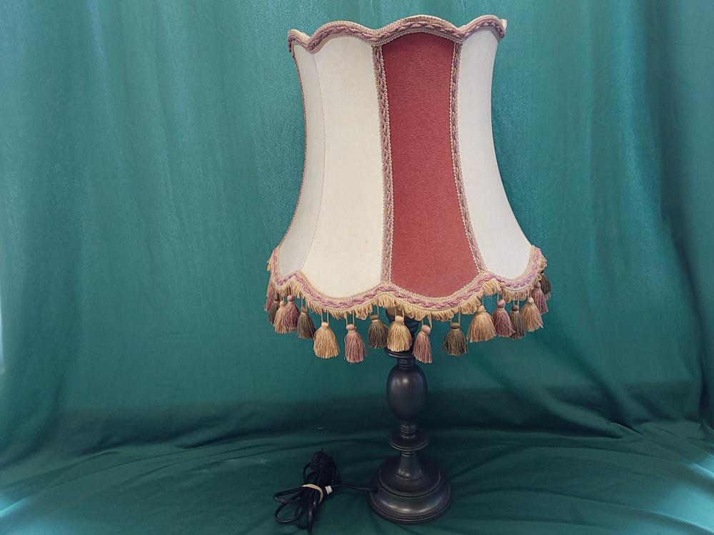LAMPE PIED ÉTAIN