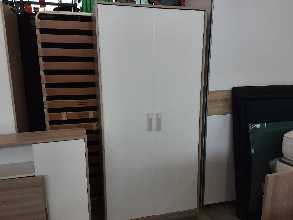 ARMOIRE 2 PORTES COLORIS BLANC ET BRUN