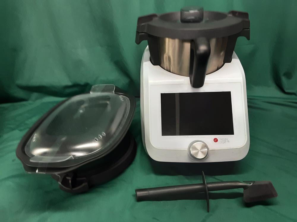 MONSIEUR CUISINE SMART AVEC ACCESSOIRES