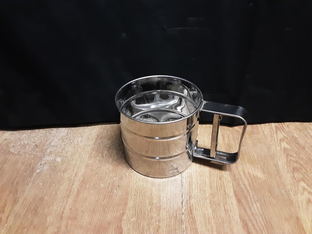 TAMIS A FARINE INOX